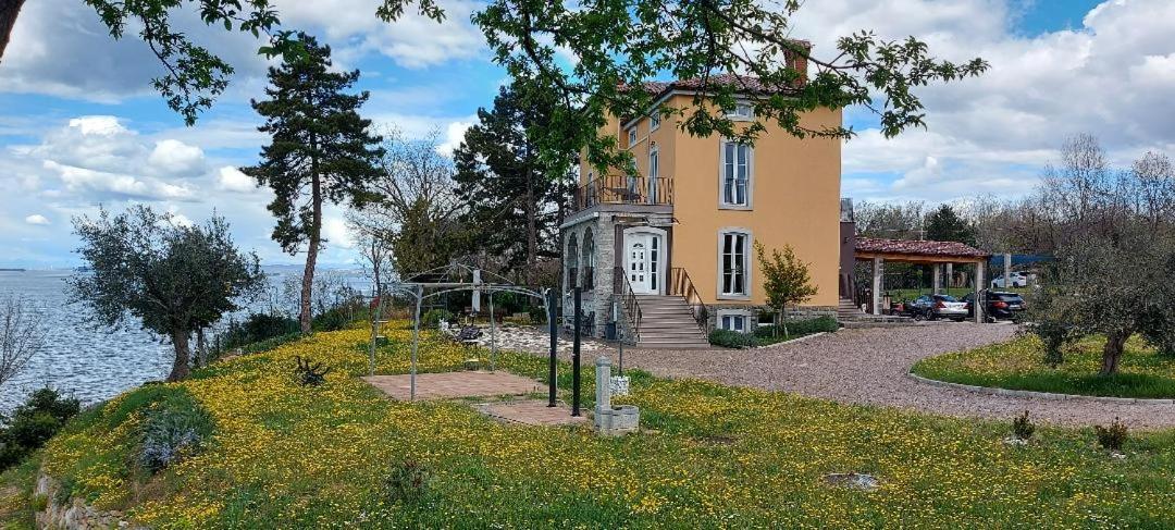 Apartment Trieste M&M Múggia المظهر الخارجي الصورة