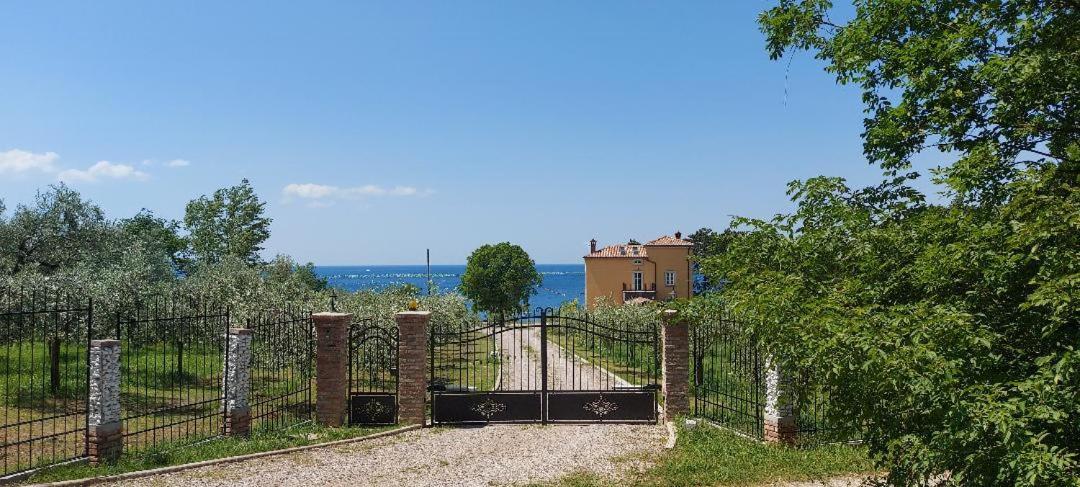 Apartment Trieste M&M Múggia المظهر الخارجي الصورة